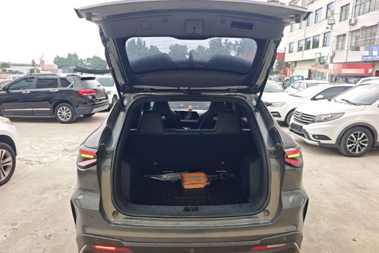 Used CHANGAN OSHAN X5 PLUS 2023 Revised 1.5T DCT Pioneer Edition Trunk