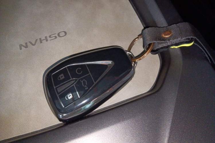 Used CHANGAN OSHAN X5 PLUS 2023 Revised 1.5T DCT Excellence Edition Vehicle Key