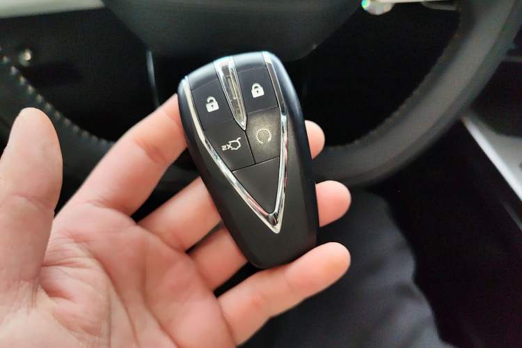 Used CHANGAN OSHAN X5 PLUS 2023 1.5T DCT Excellence Edition Vehicle Key