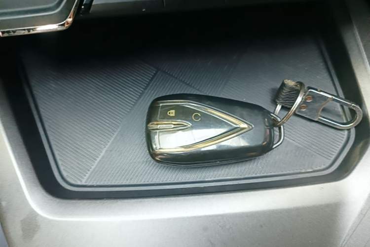 Used CHANGAN OSHAN X5 PLUS 2023 1.5T DCT Excellence Edition Vehicle Key