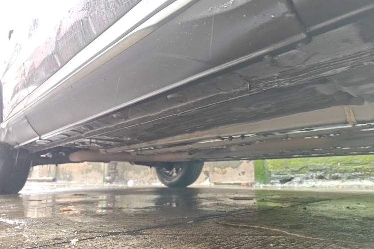 Used CHANGAN OSHAN X5 PLUS 2023 1.5T DCT Excellence Edition Chassis Front Right