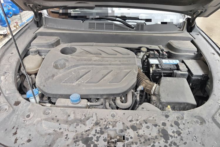 Used CHANGAN OSHAN X5 PLUS 2023 1.5T DCT Excellence Edition Engine Bay