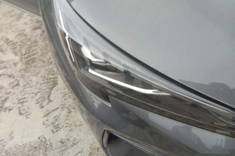 Used CHANGAN OSHAN X5 PLUS 2023 1.5T DCT Pioneer Edition Right Front Headlight