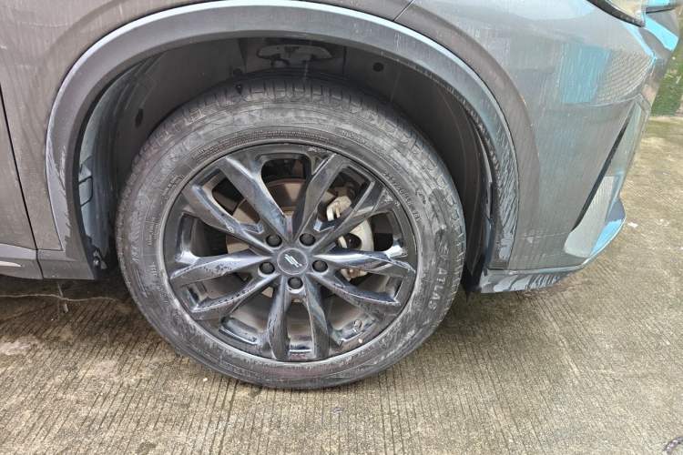 Used CHANGAN OSHAN X5 PLUS 2023 1.5T DCT Excellence Edition Right Front Wheel Hub