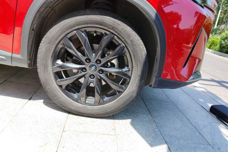 Used CHANGAN OSHAN X5 PLUS 2023 1.5T DCT Excellence Edition Right Front Wheel Hub