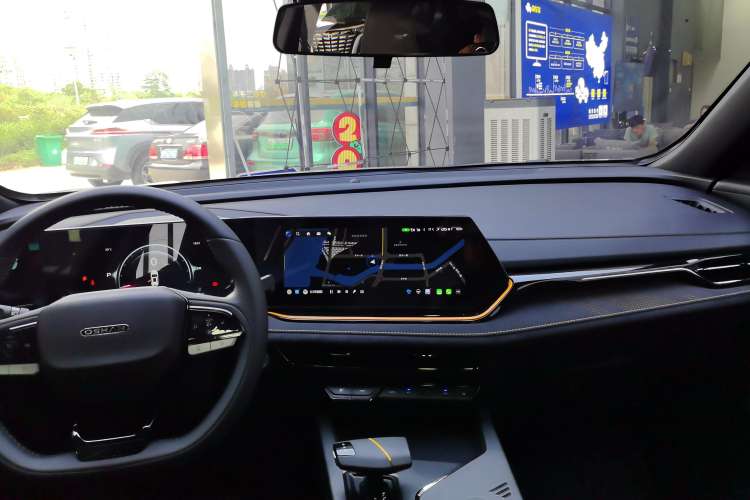 Used CHANGAN OSHAN X5 PLUS 2023 1.5T DCT Excellence Edition Audio And AC Panel