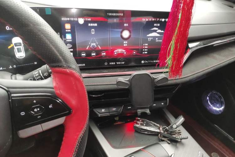 Used CHANGAN OSHAN X5 PLUS 2023 Revised Version 1.5T DCT Navigation Edition Audio And AC Panel