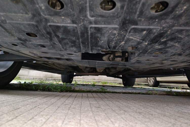 Used CHANGAN OSHAN X5 PLUS 2023 1.5T DCT Excellence Edition Chassis Front