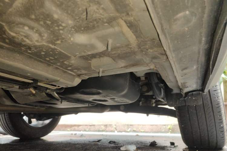 Used CHANGAN OSHAN X5 PLUS 2023 Revised Version 1.5T DCT Navigation Edition Chassis Rear Left