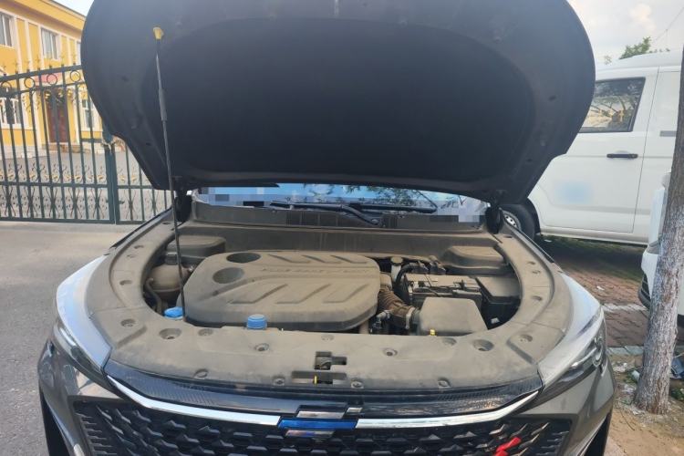 Used CHANGAN OSHAN X5 PLUS 2023 Revised 1.5T DCT Excellence Edition Engine Bay