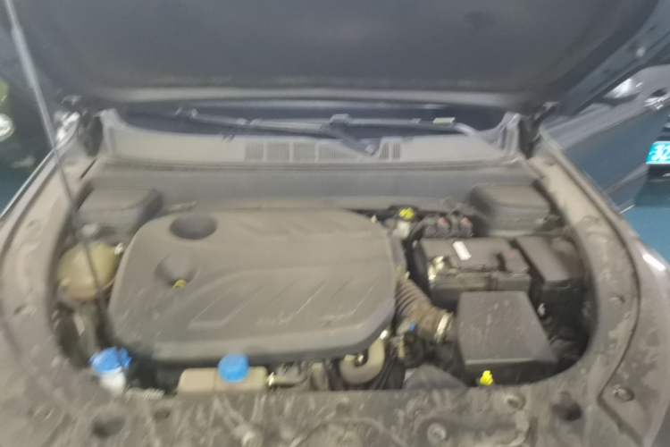 Used CHANGAN OSHAN X5 PLUS 2023 1.5T DCT Excellence Edition Engine Bay
