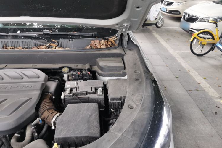 Used CHANGAN OSHAN X5 PLUS 2023 1.5T DCT Navigation Edition Engine Bay Left