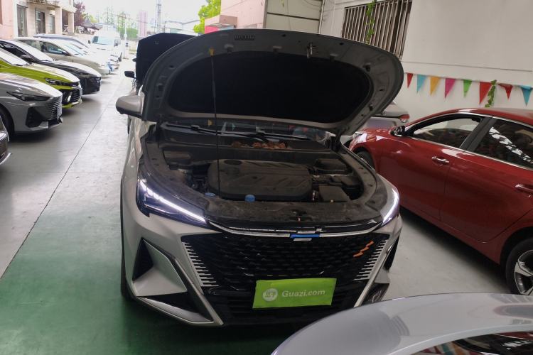 Used CHANGAN OSHAN X5 PLUS 2023 Revised 1.5T DCT Excellence Edition Engine Bay