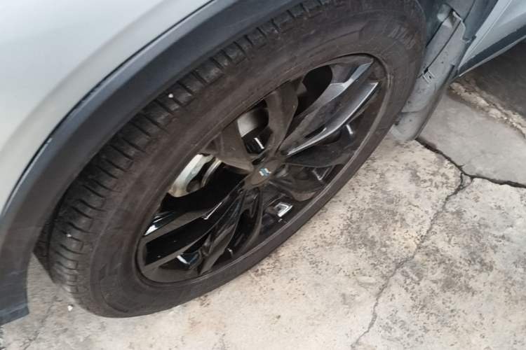 Used CHANGAN OSHAN X5 PLUS 2023 1.5T DCT Navigation Edition Exterior 4