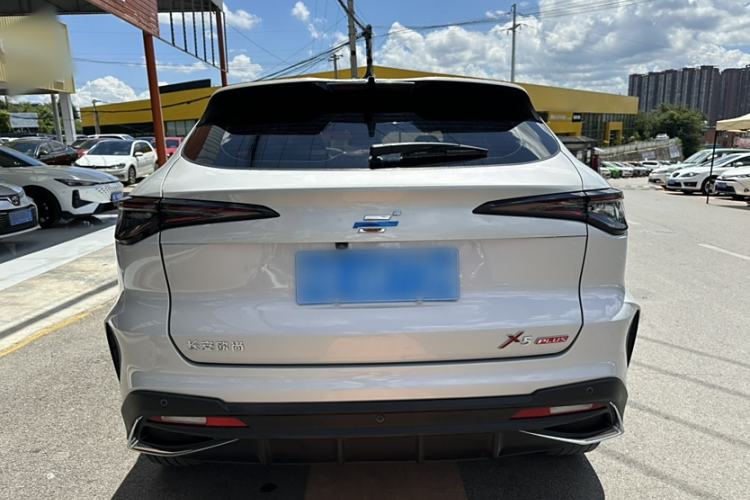 Used CHANGAN OSHAN X5 PLUS 2023 1.5T DCT Excellence Edition Exterior 4