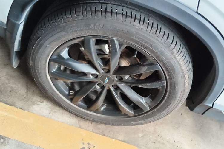 Used CHANGAN OSHAN X5 PLUS 2023 1.5T DCT Navigation Edition Exterior 5