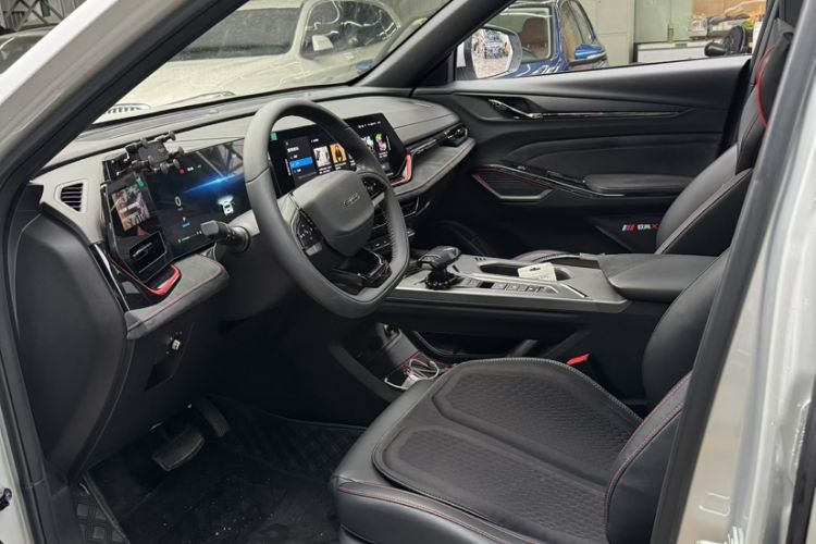 Used CHANGAN OSHAN X5 PLUS 2023 1.5T DCT Navigation Edition Exterior 9