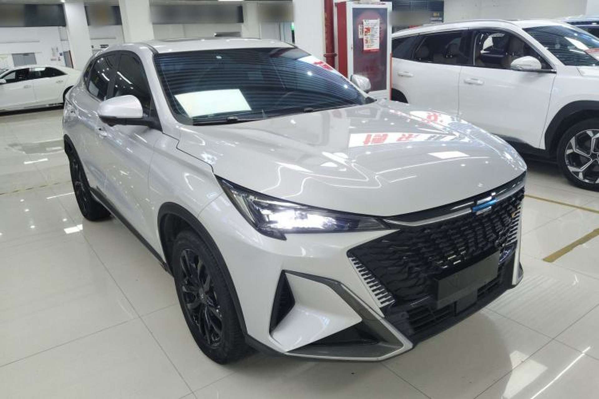 Used CHANGAN OSHAN X5 PLUS 2023 1.5T DCT Excellence Edition Front Right 45 Deg