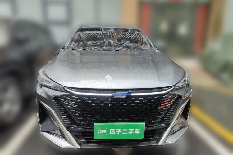 Used CHANGAN OSHAN X5 PLUS 2023 Revised Version 1.5T DCT Navigation Edition Front