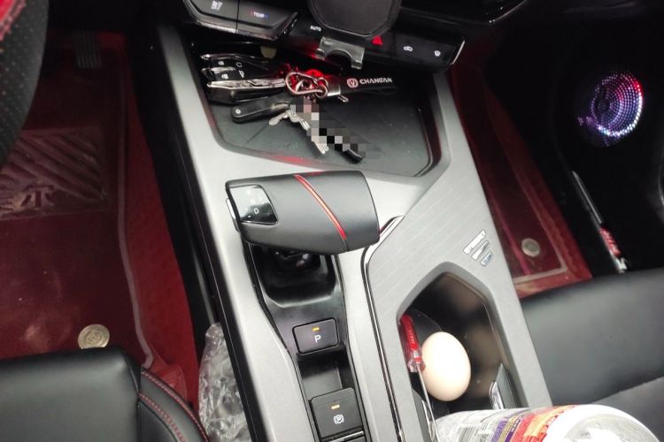 Used CHANGAN OSHAN X5 PLUS 2023 Revised Version 1.5T DCT Navigation Edition Gear Lever