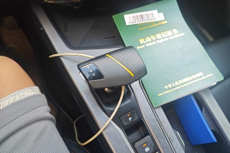 Used CHANGAN OSHAN X5 PLUS 2023 Revised 1.5T DCT Excellence Edition Gear Lever