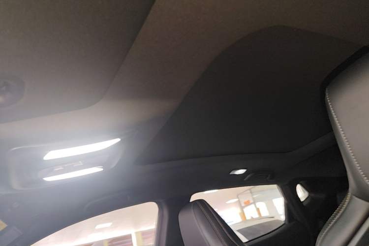 Used CHANGAN OSHAN X5 PLUS 2023 1.5T DCT Smart & Fun AI Edition Headliner