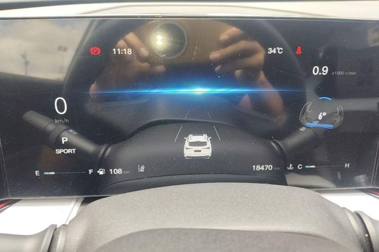 Used CHANGAN OSHAN X5 PLUS 2023 Revised 1.5T DCT Excellence Edition Instrument Cluster