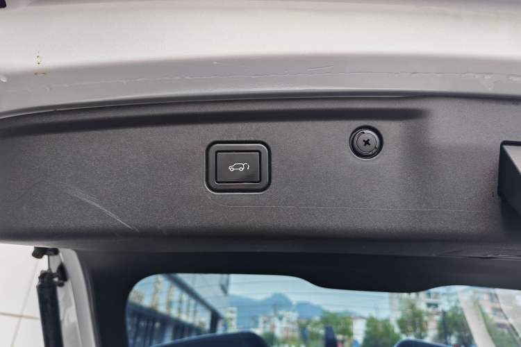 Used CHANGAN OSHAN X5 PLUS 2023 1.5T DCT Excellence Edition Interior 1
