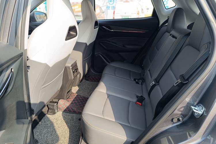 Used CHANGAN OSHAN X5 PLUS 2023 Revised 1.5T DCT Smart & Fun AI Edition Interior 3