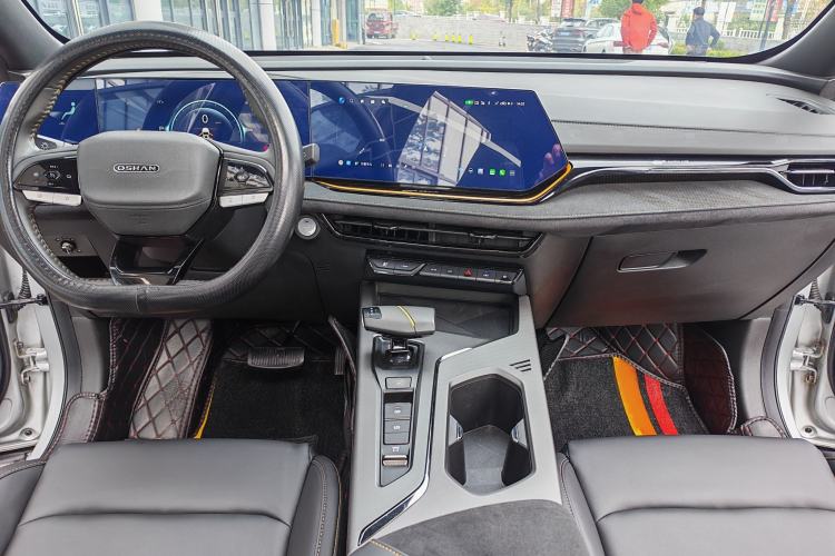 Used CHANGAN OSHAN X5 PLUS 2023 1.5T DCT Excellence Edition Interior 3