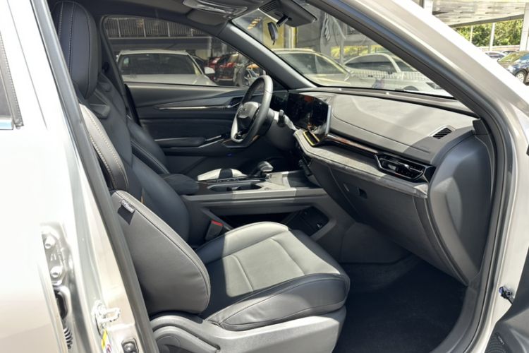 Used CHANGAN OSHAN X5 PLUS 2023 1.5T DCT Excellence Edition Interior 3