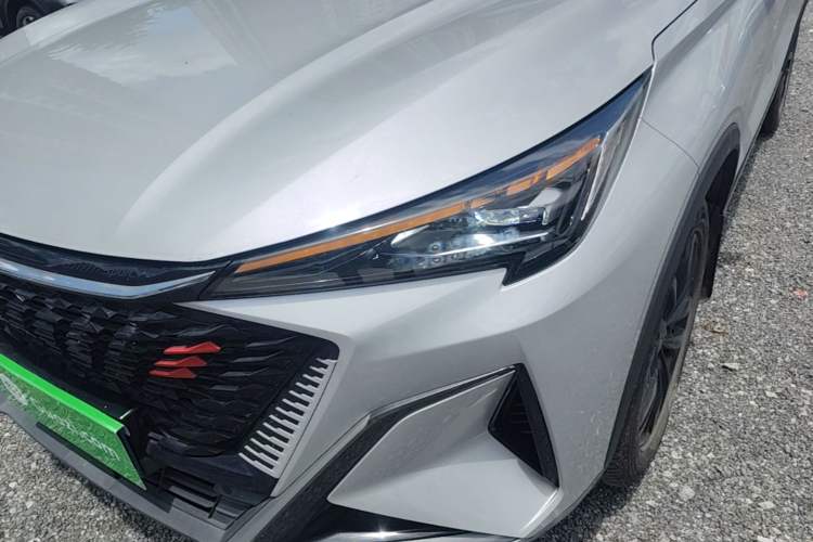 Used CHANGAN OSHAN X5 PLUS 2023 Revised 1.5T DCT Excellence Edition Left Front Headlight