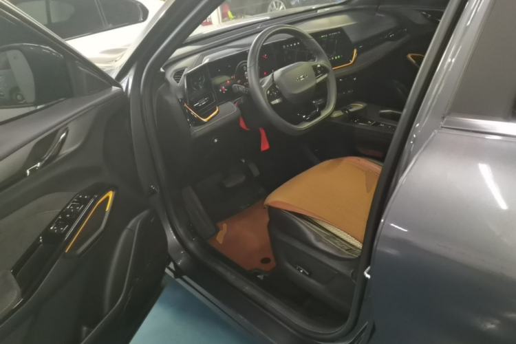 Used CHANGAN OSHAN X5 PLUS 2023 1.5T DCT Excellence Edition Left Front Seat