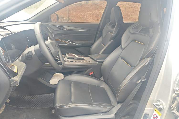 Used CHANGAN OSHAN X5 PLUS 2023 1.5T DCT Excellence Edition Left Front Seat