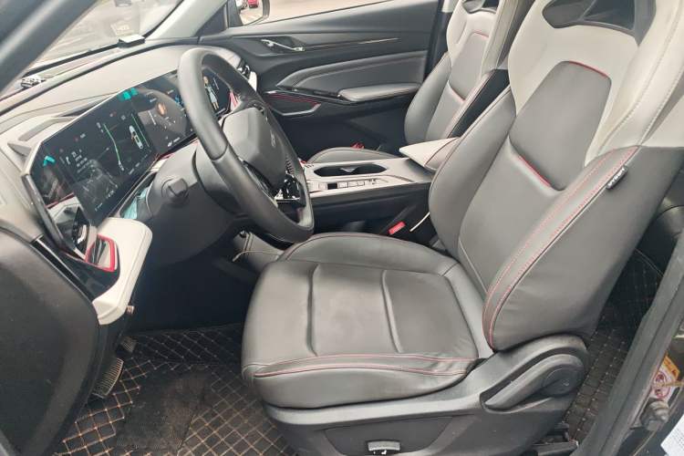 Used CHANGAN OSHAN X5 PLUS 2023 Revised Version 1.5T DCT Navigation Edition Left Front Seat