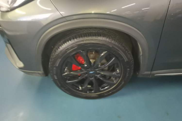 Used CHANGAN OSHAN X5 PLUS 2023 1.5T DCT Excellence Edition Left Front Wheel Hub