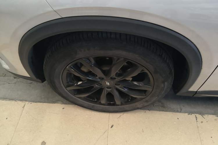 Used CHANGAN OSHAN X5 PLUS 2023 1.5T DCT Navigation Edition Left Front Wheel Hub