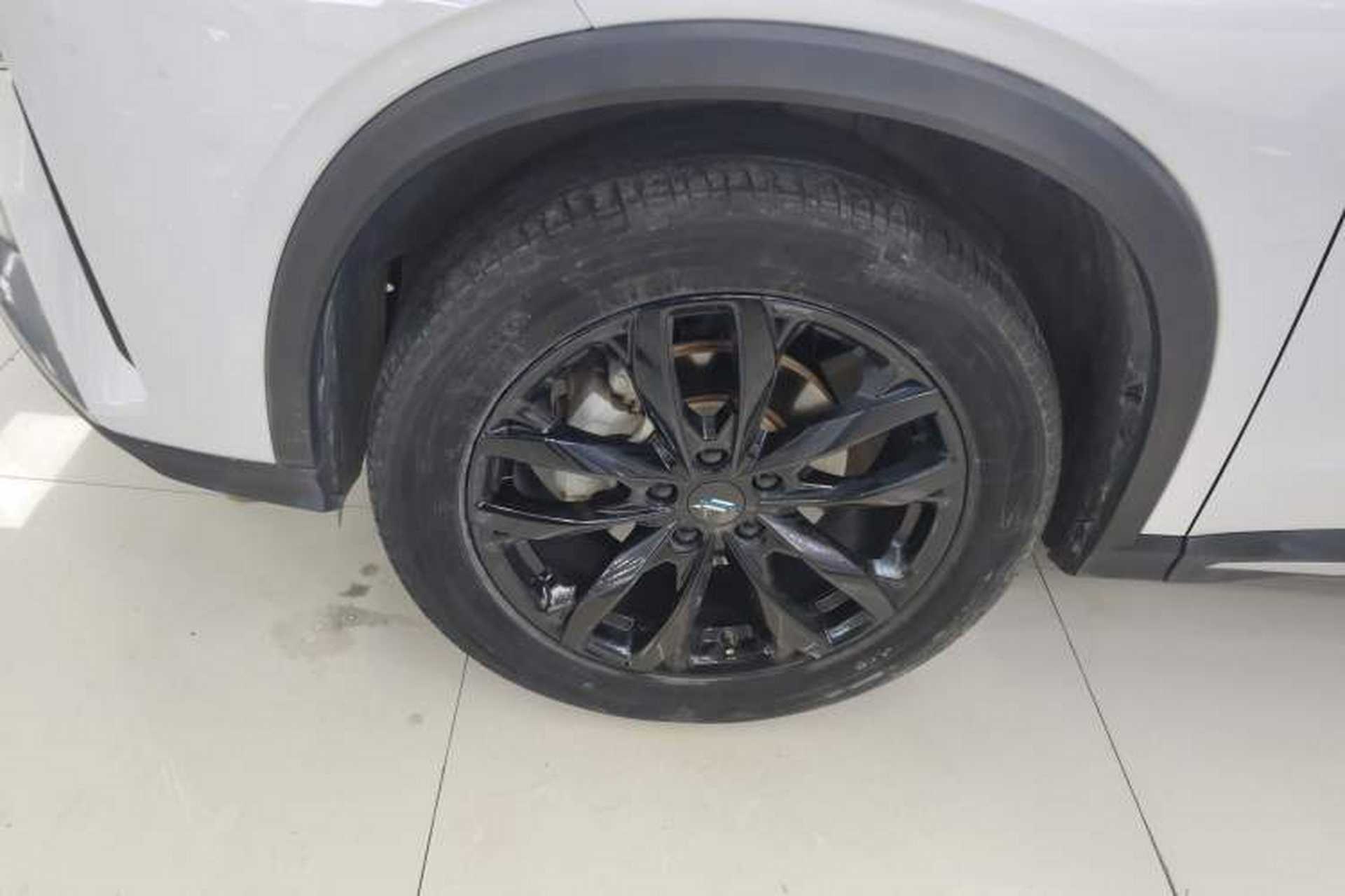 Used CHANGAN OSHAN X5 PLUS 2023 1.5T DCT Excellence Edition Left Front Wheel Hub
