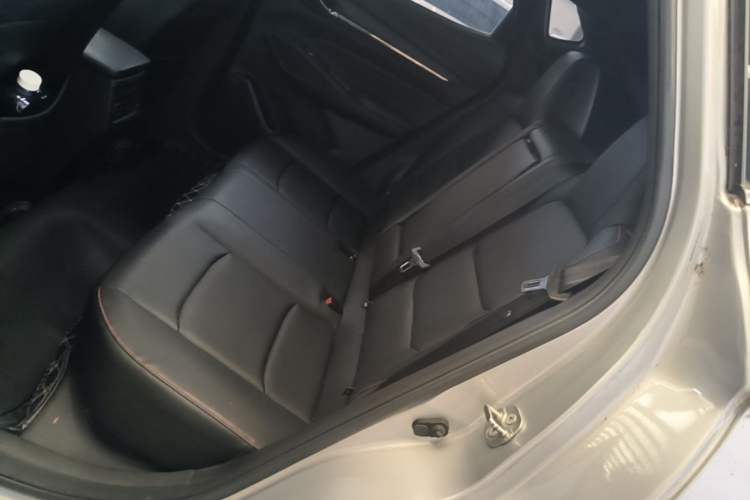 Used CHANGAN OSHAN X5 PLUS 2023 1.5T DCT Navigation Edition Left Rear Seat