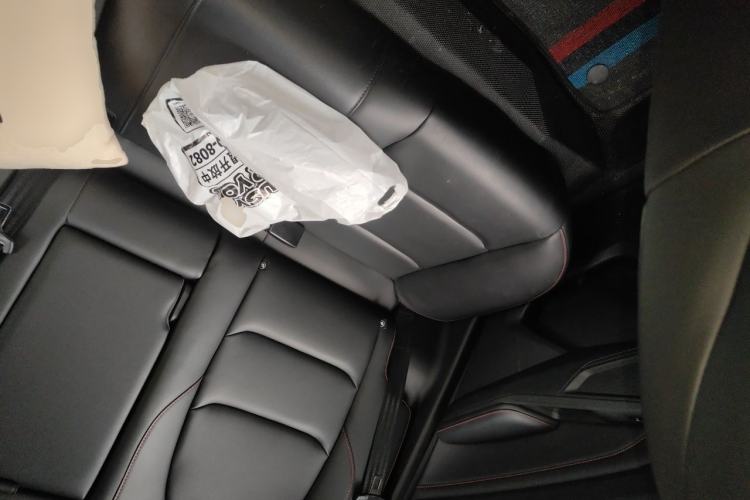 Used CHANGAN OSHAN X5 PLUS 2023 Revised Version 1.5T DCT Navigation Edition Left Rear Seat
