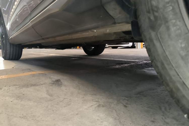 Used CHANGAN OSHAN X5 PLUS 2023 1.5T DCT Navigation Edition Left Side Sill