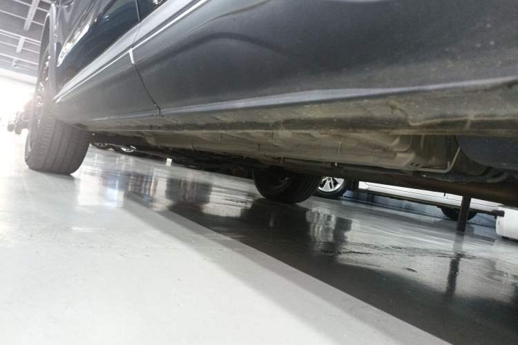 Used CHANGAN OSHAN X5 PLUS 2023 1.5T DCT Excellence Edition Left Side Sill