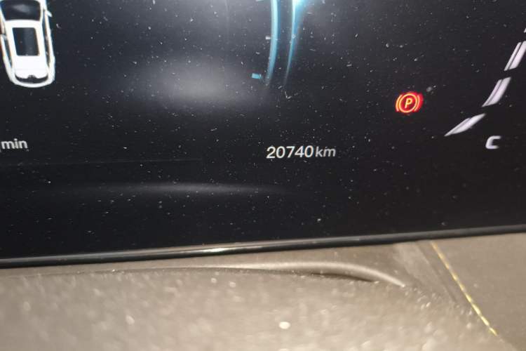 Used CHANGAN OSHAN X5 PLUS 2023 1.5T DCT Excellence Edition Odometer Close Up
