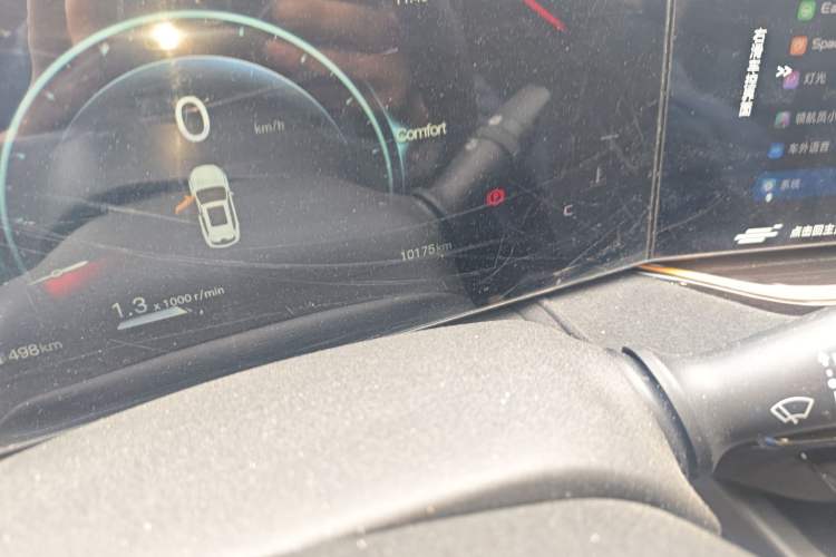 Used CHANGAN OSHAN X5 PLUS 2023 1.5T DCT Excellence Edition Odometer Close Up
