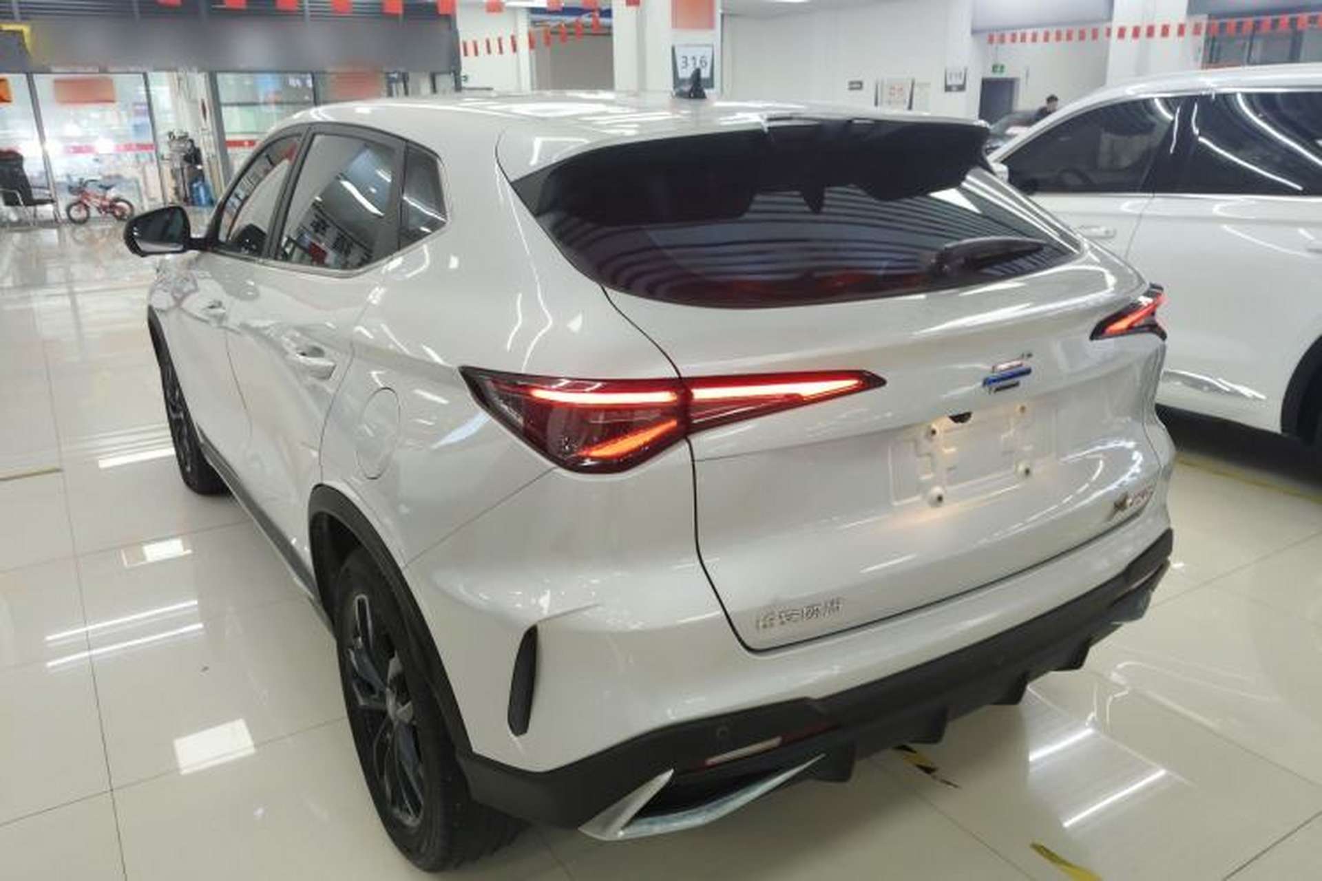 Used CHANGAN OSHAN X5 PLUS 2023 1.5T DCT Excellence Edition Rear Left 45 Deg