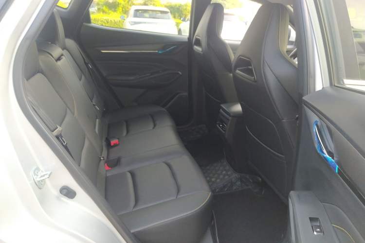 Used CHANGAN OSHAN X5 PLUS 2023 1.5T DCT Smart & Fun AI Edition Rear Right 45 Deg