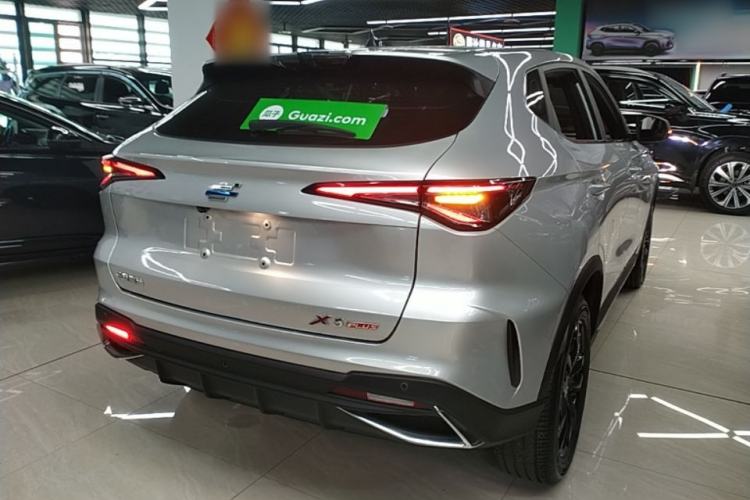 Used CHANGAN OSHAN X5 PLUS 2023 1.5T DCT Excellence Edition Rear Right 45 Deg