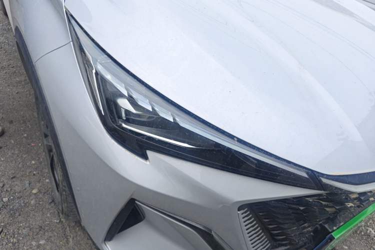 Used CHANGAN OSHAN X5 PLUS 2023 1.5T DCT Excellence Edition Right Front Headlight
