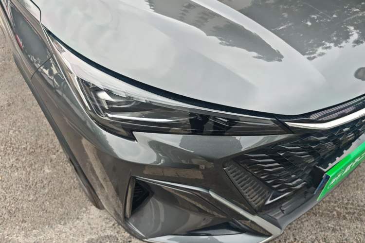 Used CHANGAN OSHAN X5 PLUS 2023 Revised Version 1.5T DCT Navigation Edition Right Front Headlight