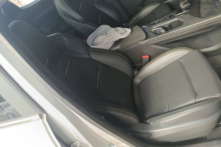 Used CHANGAN OSHAN X5 PLUS 2023 1.5T DCT Smart & Fun AI Edition Right Front Seat